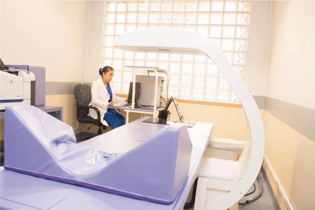 Sala de densitometría ósea en Médica Sur